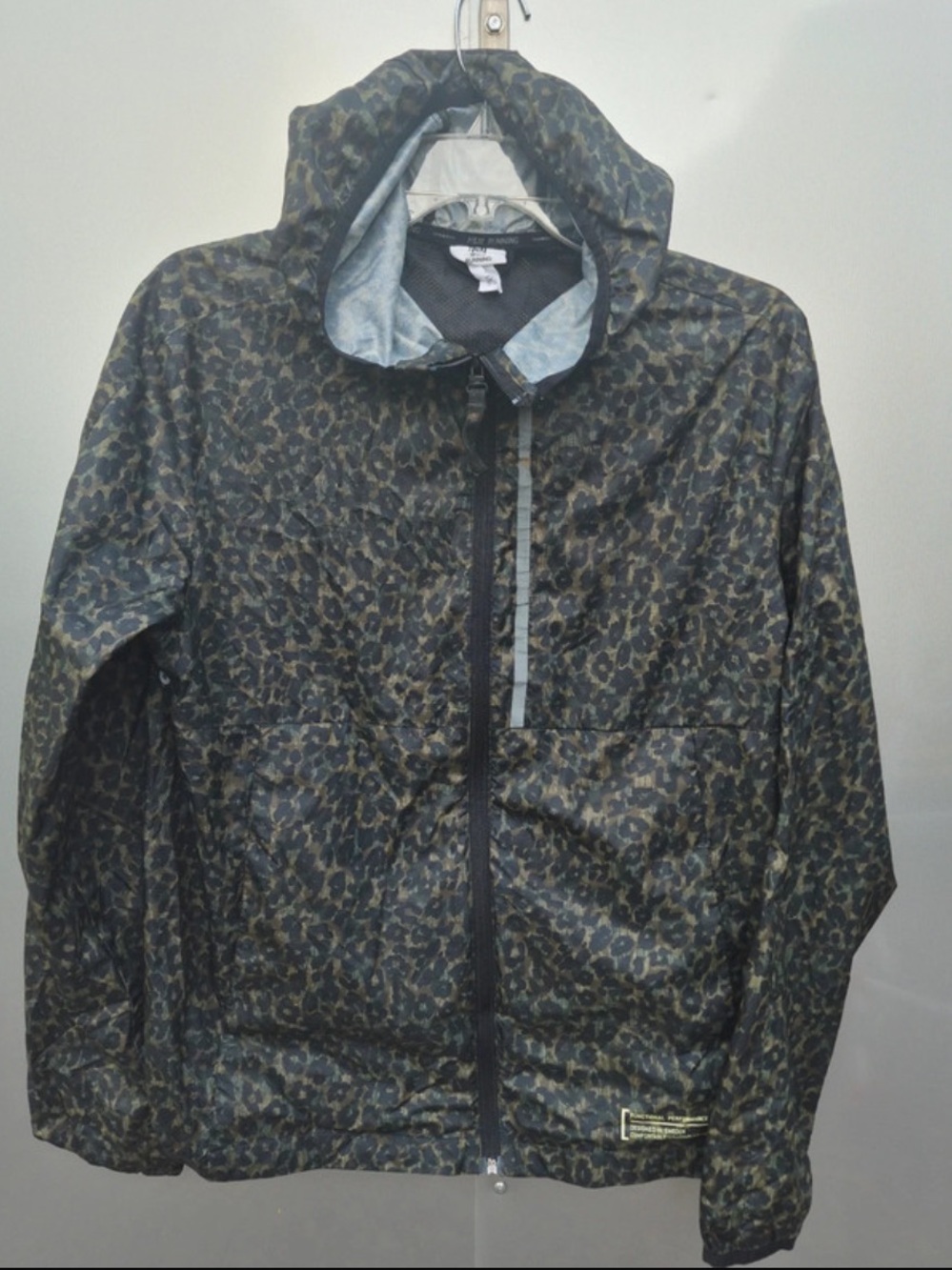 Women’s small H&M Hooded full zip Leopard-Print lightweight Windbreaker Jacket